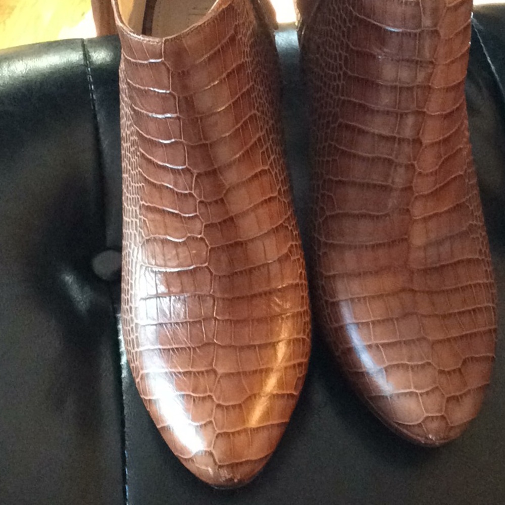 Prada crocodile bootie tan size 39 - Picture 8 of 8